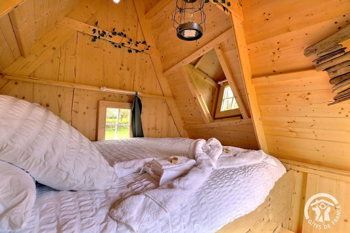 Cabanes - Les Insolites de Sophie - Cabane Troll in Boisgervilly, Région de Rennes