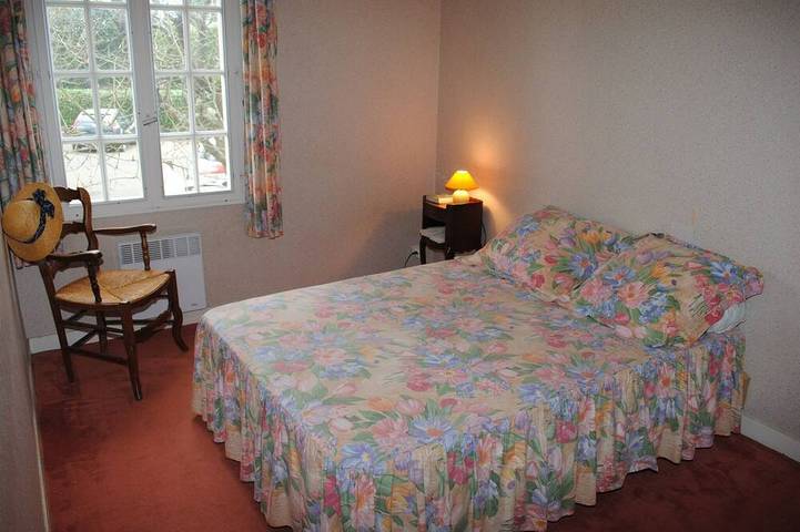 Gîte pour 4 personnes, avec jardin à Minihy-Tréguier - 3