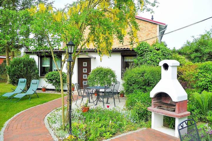 Bungalow für 2 Personen, mit Garten