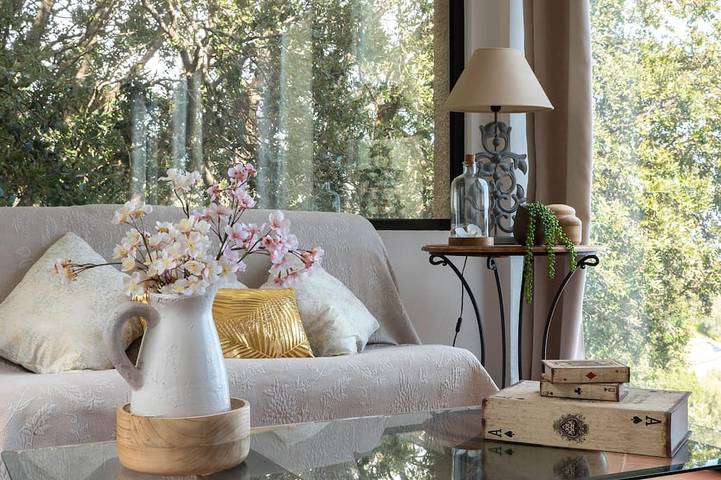 Appartement entier, Rez de jardin villa superbe T2 - 70 m2 - 2 à 4 personnes avec vue mer magnifique in Bastia, Cap Corse
