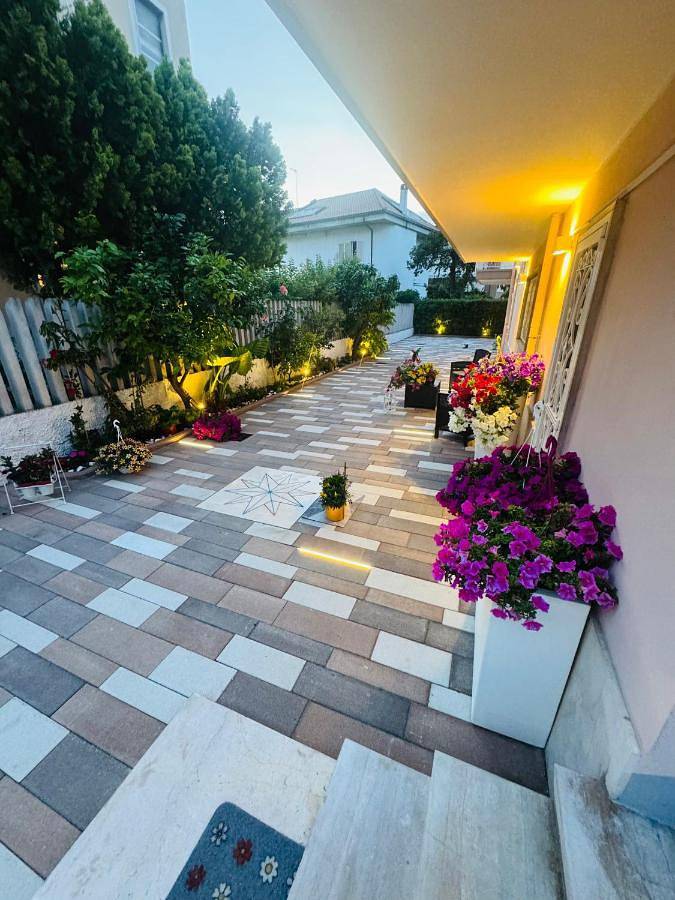 Three-Bedroom House in Pescara, Pescara Provinz