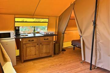 Location De Vacances pour 5 Personnes dans Saint-Saturnin-lès-Apt, Parc naturel régional du Luberon, Photo 4