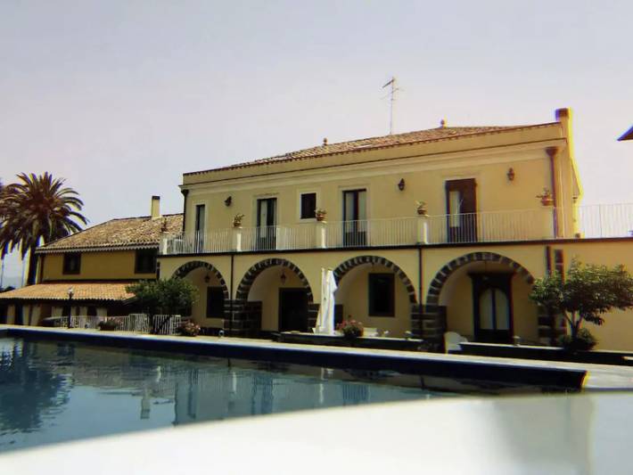 Villa per 6 persone, con piscina e giardino a Giarre