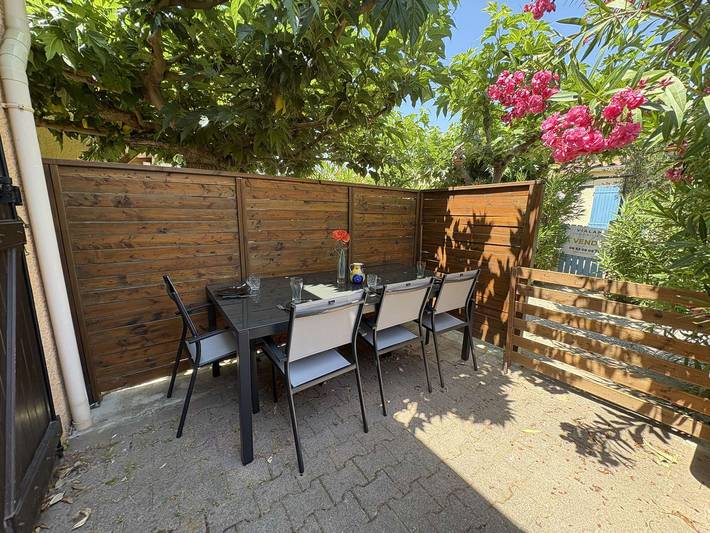 Location de vacances pour 4 personnes, avec terrasse, animaux acceptés dans Plages des Cabanes de Fleury - 2