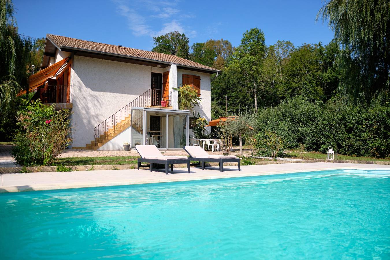 Villa De Marchi avec vue sur les montagnes, piscine et Wi-Fi in Saint-Just-de-Claix, Parc naturel régional du Vercors