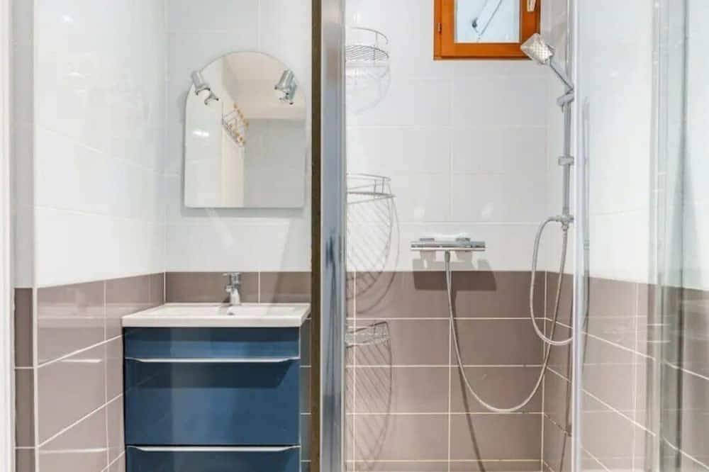 Entire apartment, T3 Hypercentre near the thermal baths in Allevard, Isère