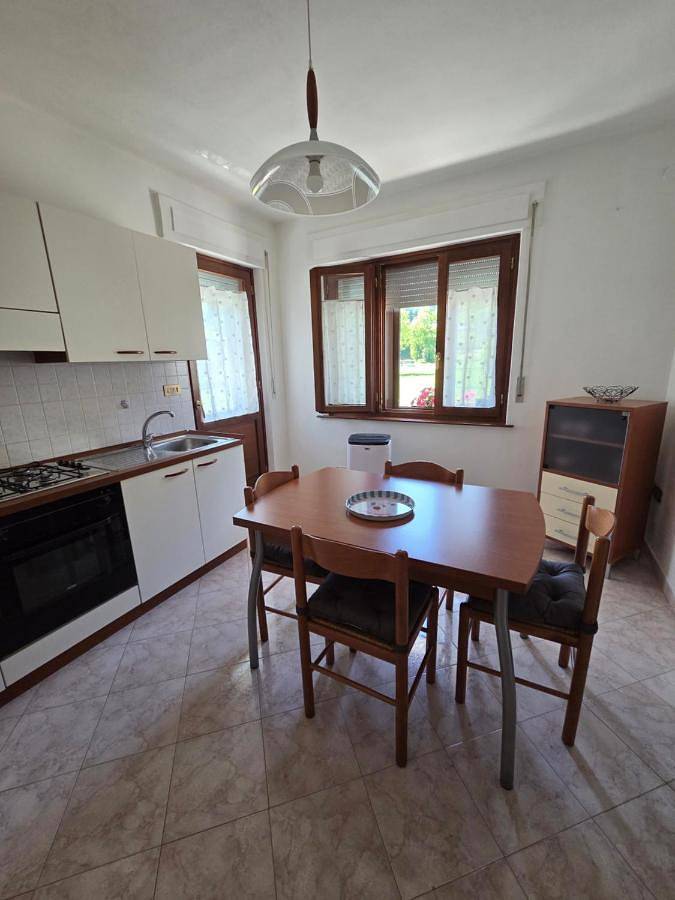 Location de vacances pour 2 personnes, avec Balcon et Terrasse ainsi que Jardin et Vue à Moggio Udinese
