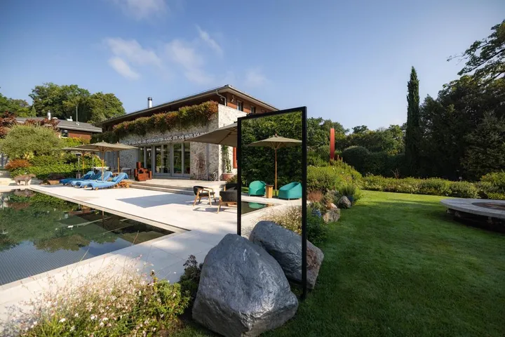 Alojamiento y desayuno para 2 personas, con sauna y vistas además de jardín y piscina - 1
