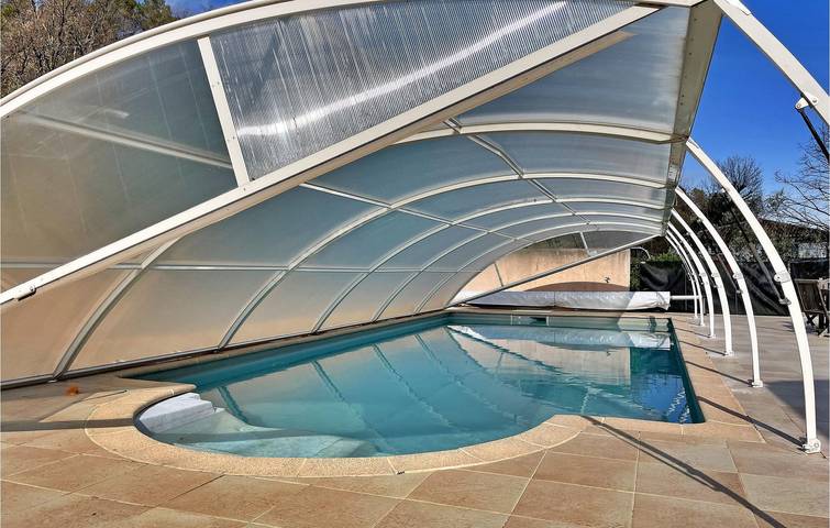 Location de vacances pour 8 personnes, avec terrasse à Figanières - 4