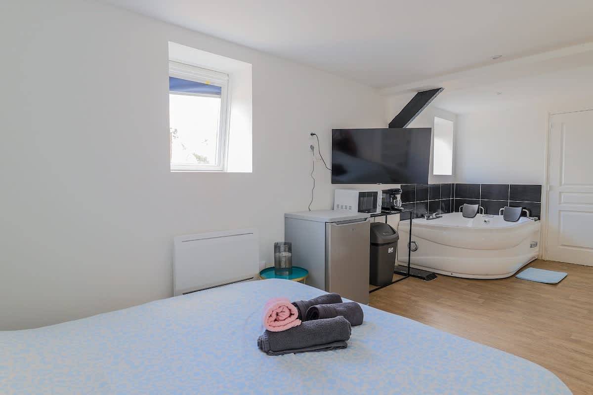 Ganzes Studio, Studio für 2 Personen mit Whirlpool in Tourcoing, Lille und Umgebung
