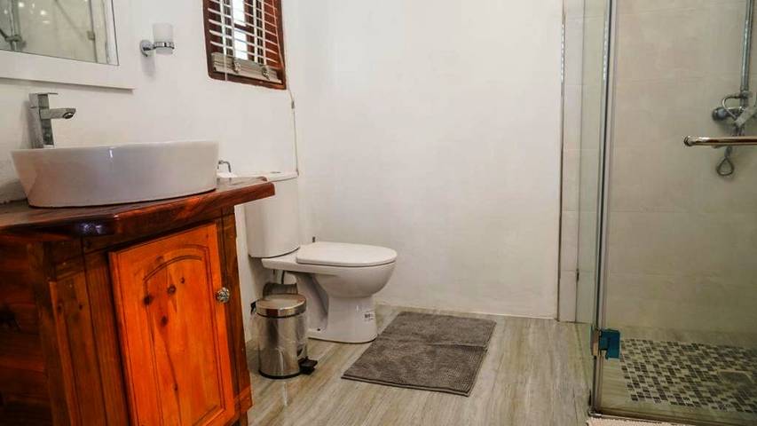 Gîte pour 2 personnes, avec terrasse et jardin dans Takamaka - 4