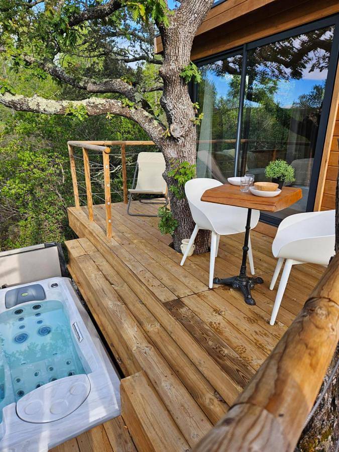 Location de vacances pour 2 personnes, avec balcon et jacuzzi à Saint-Just-et-Vacquières - 4