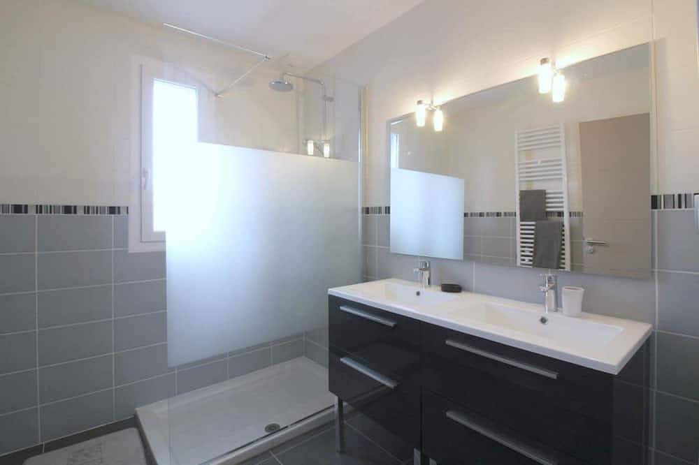 Agréable maison avec jacuzzi et grand jardin à proximité des plages in Vensac, Côte d’Argent