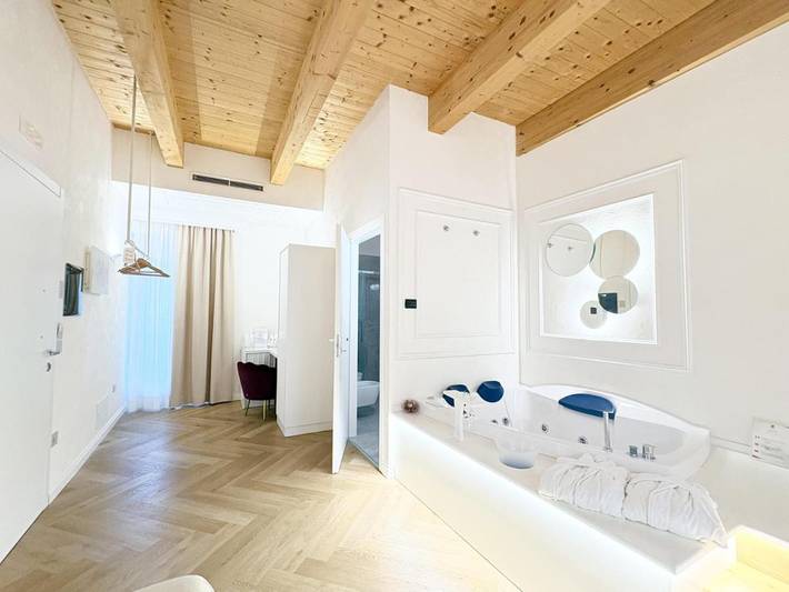 Chambre d’hôte pour 2 personnes, avec vue et balcon à Tropea - 3