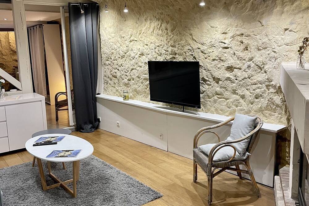 Appartement entier, Troglodyte du Petit Coteau dans le centre de Vouvray in Vouvray, Région de Tours
