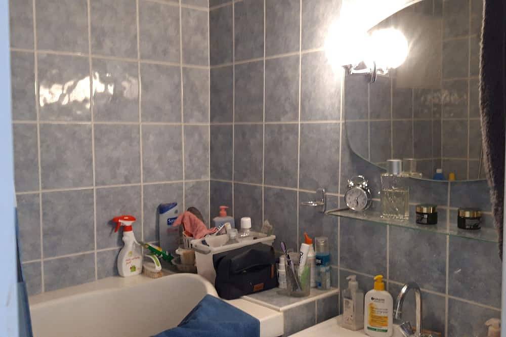 Apartamento entero, Apartment Paris - up to 5 travelers in Le Kremlin-Bicêtre, Valle del Marne