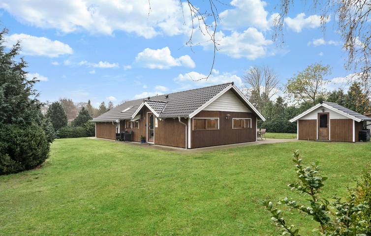 Ferienhaus für 8 Personen, mit Terrasse und Whirlpool sowie Garten in Nørhede Vest - 3