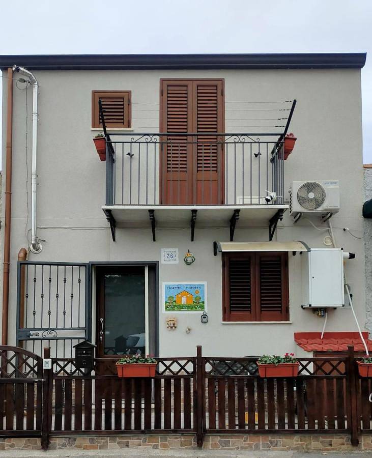 Two-Bedroom House in Mondello, Palermo