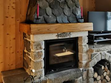 Gîte for 6 Guests in Les Estables, Haute-Loire, Picture 2