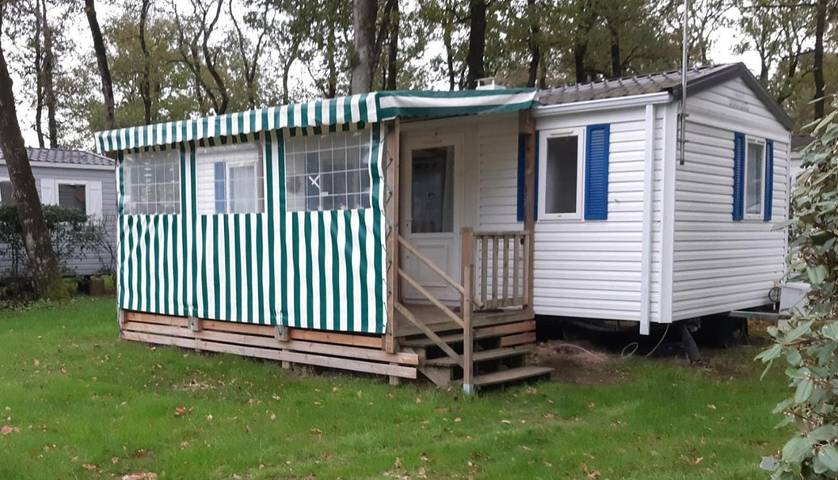 Location de vacances pour 6 personnes, avec terrasse et piscine à La Boissière-de-Montaigu - 3