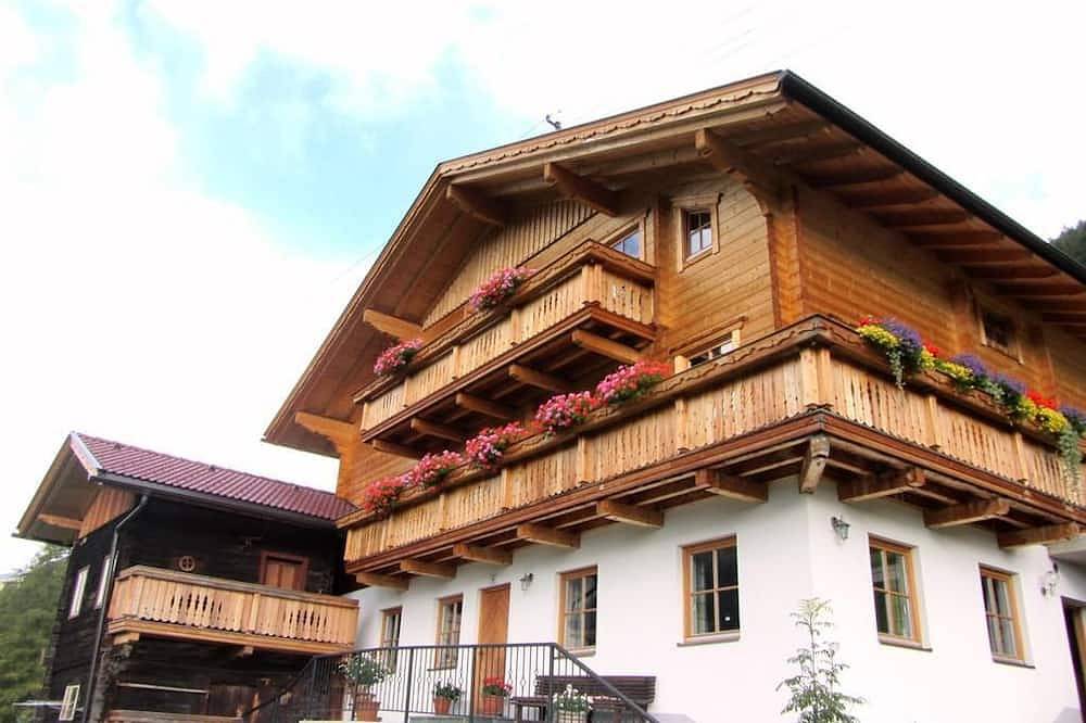Ganze Wohnung, Appartement Enzian - Seppenbauerhof in Heiligenblut, Bezirk Spittal an der Drau