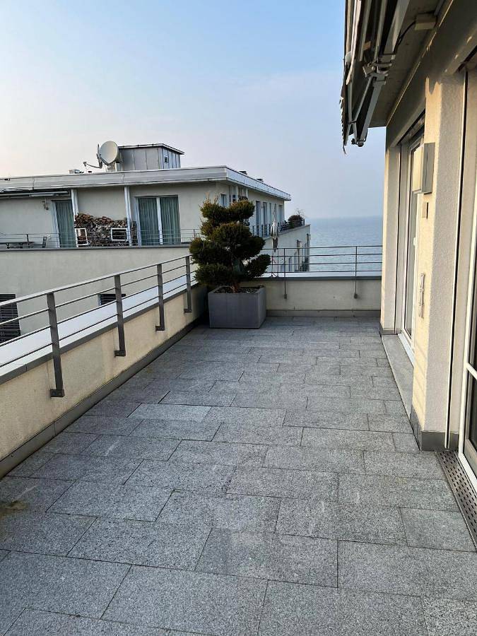 Gîte pour 2 personnes, avec terrasse ainsi que vue sur le lac et vue, animaux acceptés à Thal - 2