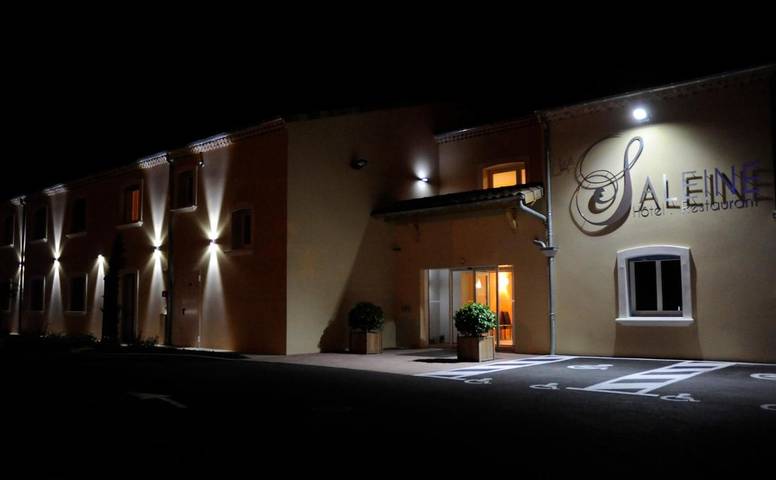 Hôtel pour 2 personnes, avec jardin et piscine, animaux acceptés à Crest - 3