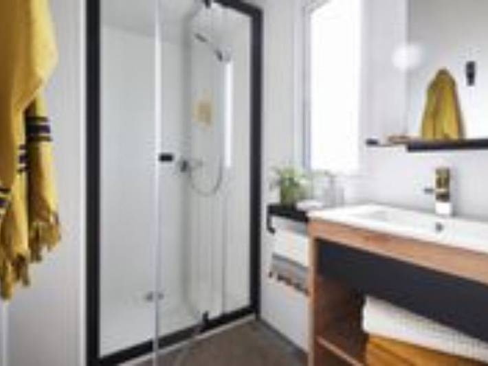 Camping pour 6 personnes, avec terrasse et piscine à Dolus-d'Oléron - 3