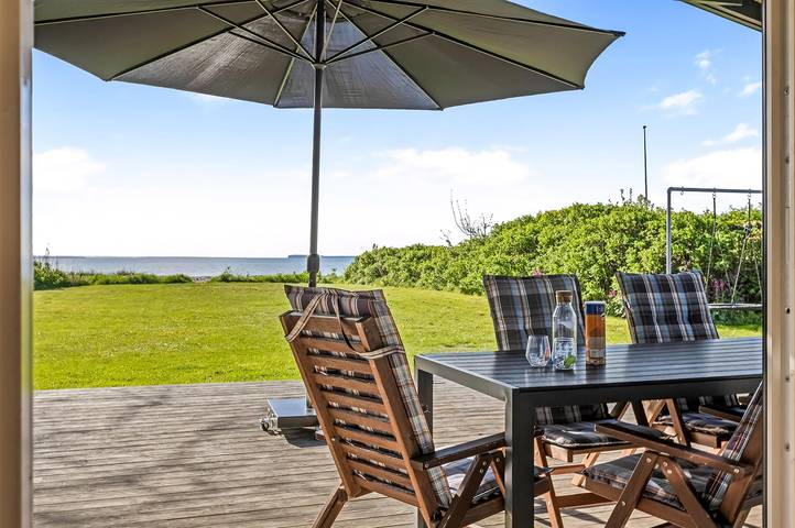 Ferienhaus für 6 Personen, mit Terrasse und Garten in Binderup Strand - 4