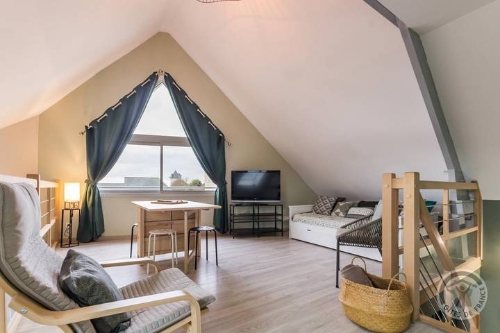 Gîte pour 4 personnes, avec terrasse à Saint-Vaast-la-Hougue - 2