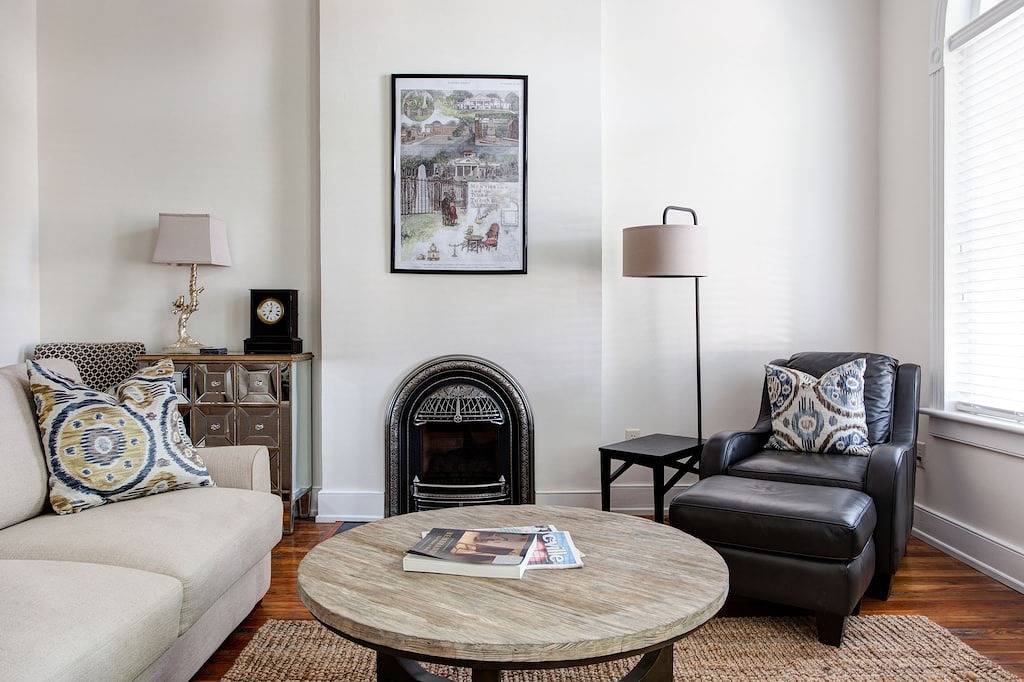 Ganze Wohnung, 1 Schlafzimmer, 2 Badezimmer, für maximal 4 Personen in Albemarle County