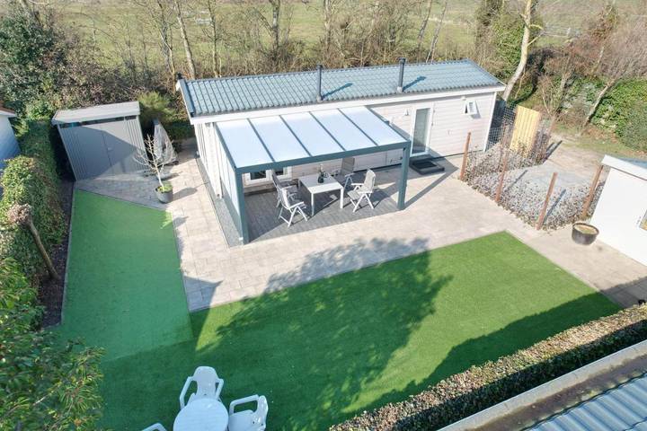 Camping voor 6 personen, met Terras en Tuin in Goeree-Overflakkee
