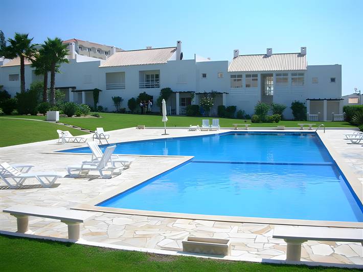 Ferienhaus für 4 Personen, mit Garten und Kinderpool