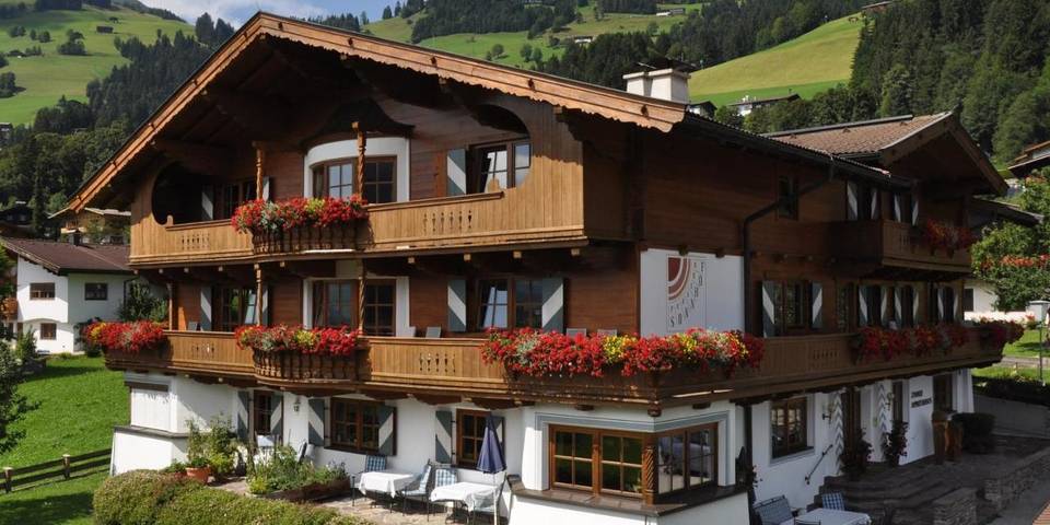 B&b voor 2 personen, with Balkon and Terras as well as Tuin and Sauna in Brixen im Thale