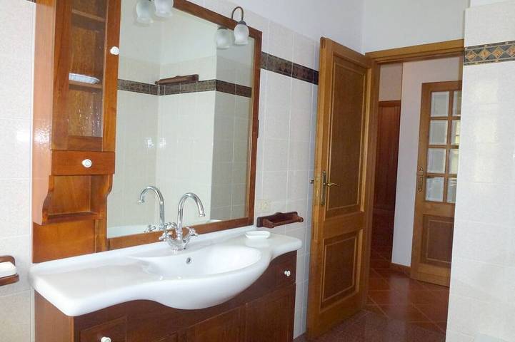 Appartamento intero, Appartamento con piscina, terrazza, giardino. Cani ammessi. Spiaggia 8 km. in Camaiore (Toscana), Riviera Toscana