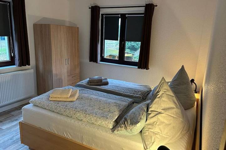 Ferienwohnung für 3 Personen, mit Garten und Sauna sowie Pool in Lengenfeld - 3