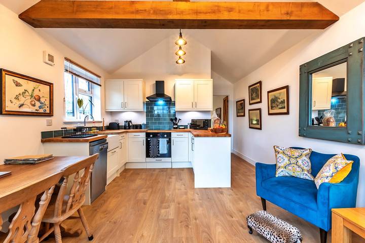 Holiday rental for 2 people, with garden in South Downs