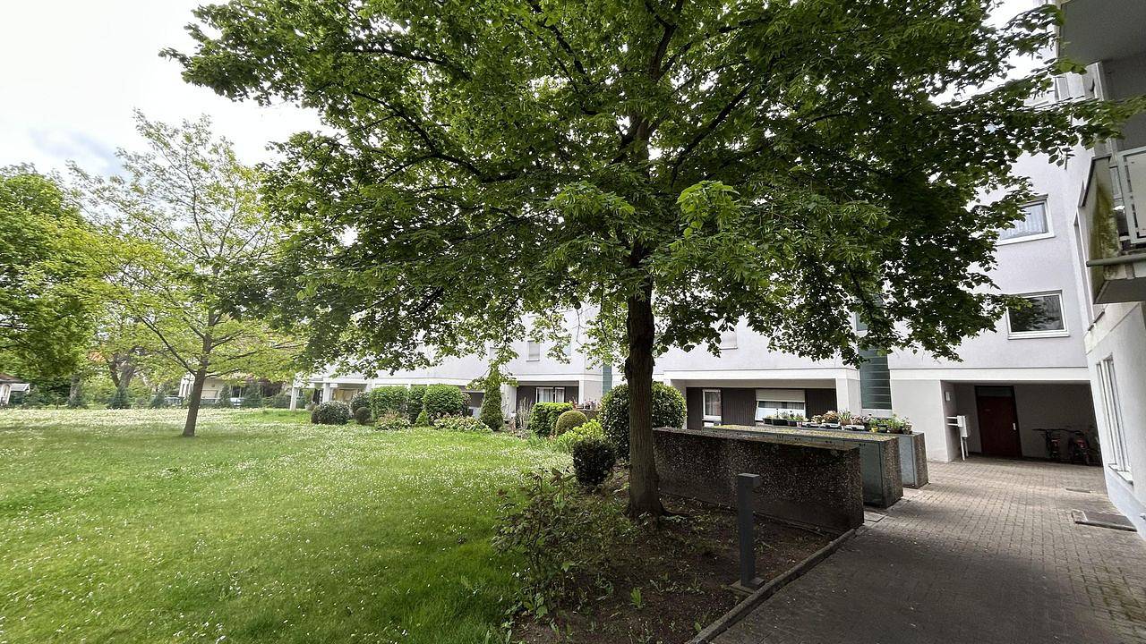 Ganze Ferienwohnung, Ferienwohnung für 2 Personen (32 m²) in Neustadt in Neustadt-Stadtmitte, Neustadt an der Weinstraße