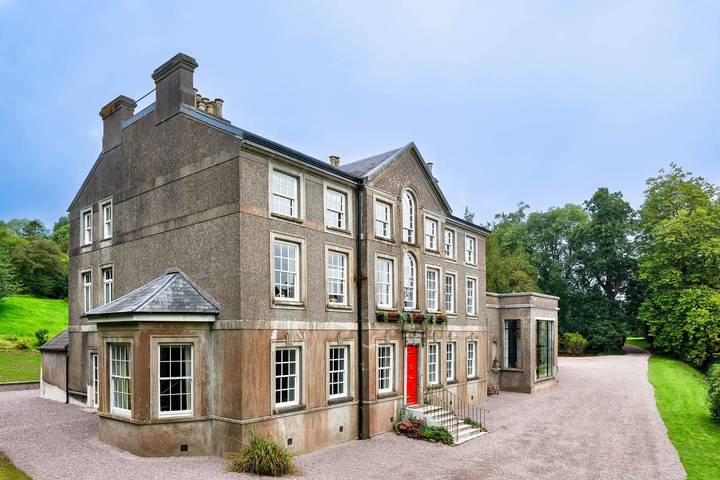 Ferienhaus für 16 Personen, mit Terrasse und Garten in County Cork