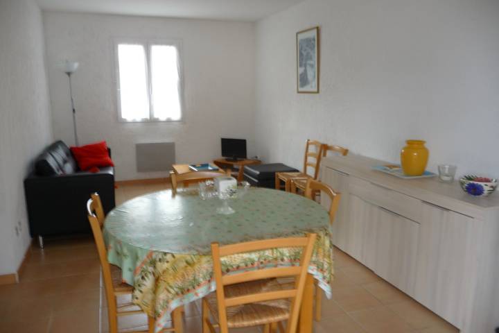 Gîte pour 4 personnes, avec terrasse et piscine à Balazuc - 4