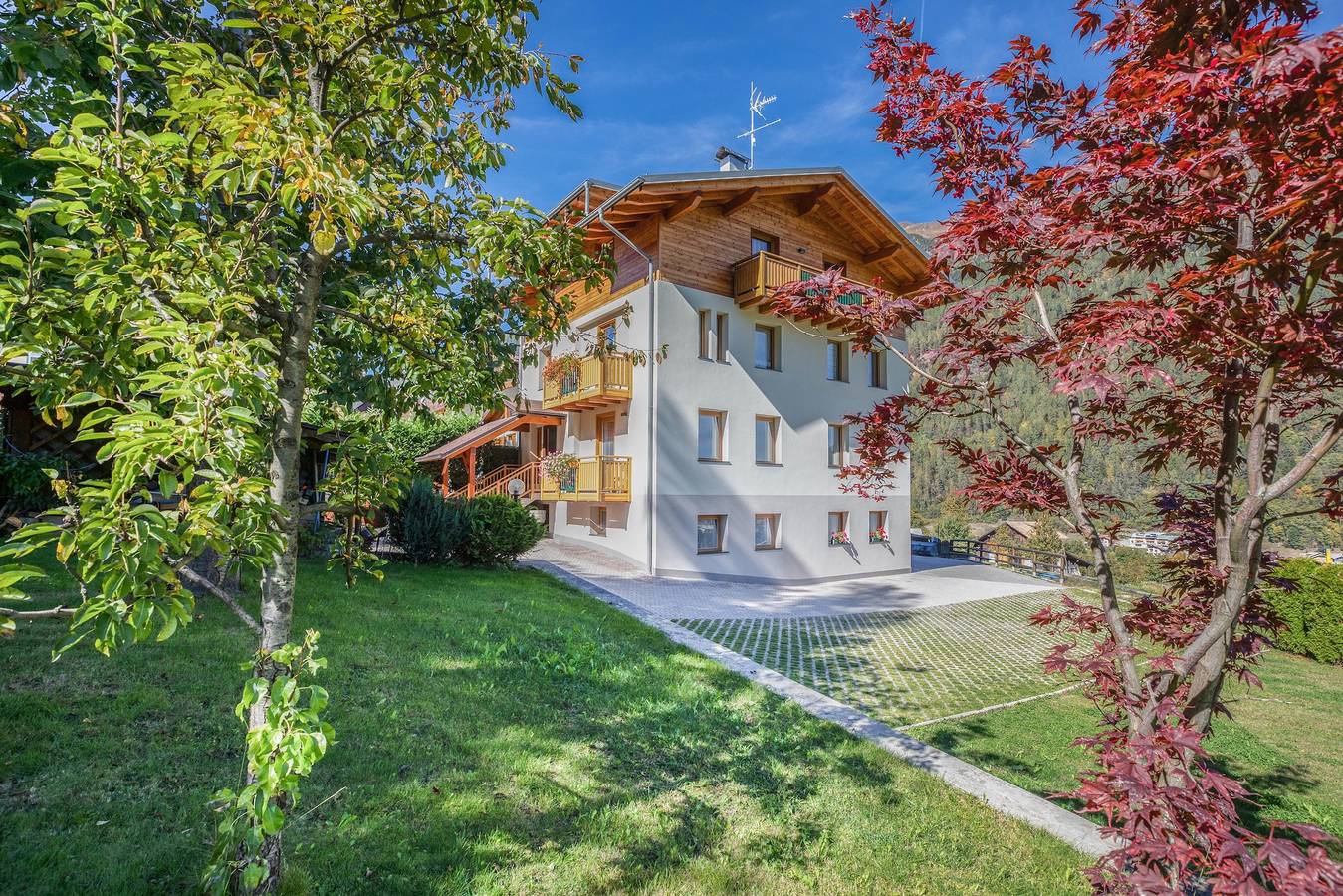 Appartamento intero, Accogliente appartamento "Casa Penasa 2", Cipat 022064-At-064788, con vista sulle montagne in Almazzago, Commezzadura