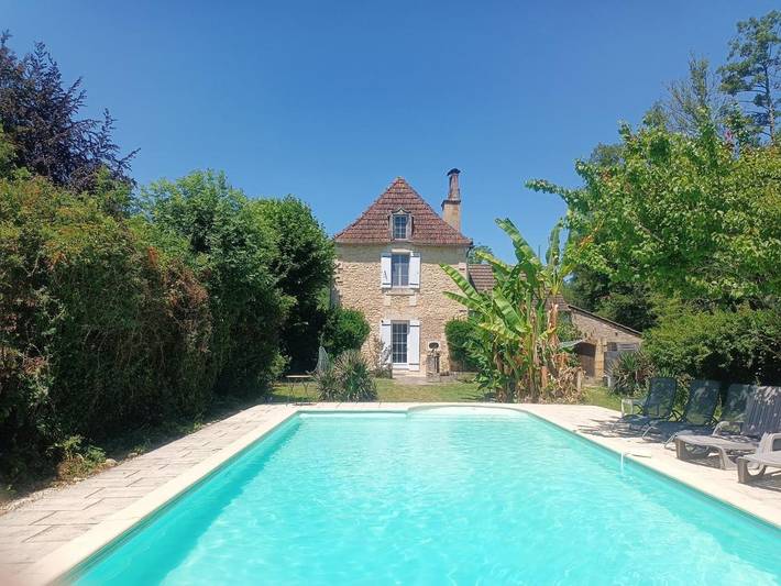 Chambre d’hôte pour 4 personnes, avec Terrasse ainsi que Jardin et Piscine