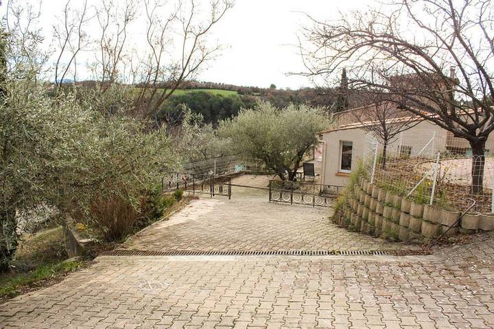 Gîte pour 2 personnes, avec Terrasse et Jardin