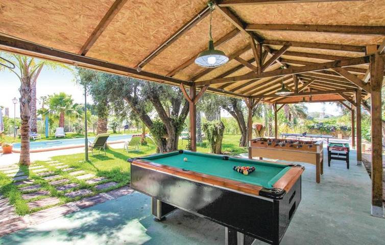 Casa rural para 21 personas, con Terraza además de Jardín y Piscina en Elche - 3