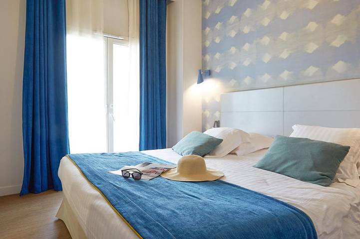 Gîte pour 6 personnes, avec Balcon et Piscine dans Office De Tourisme De Deauville - 2
