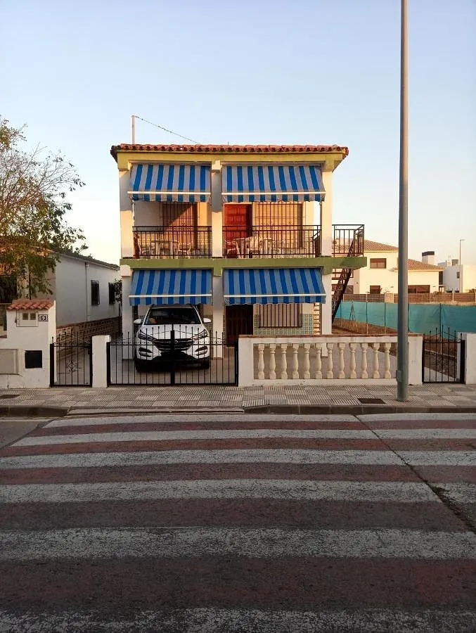 Holiday apartment for 6 people, with balcony and view - 1