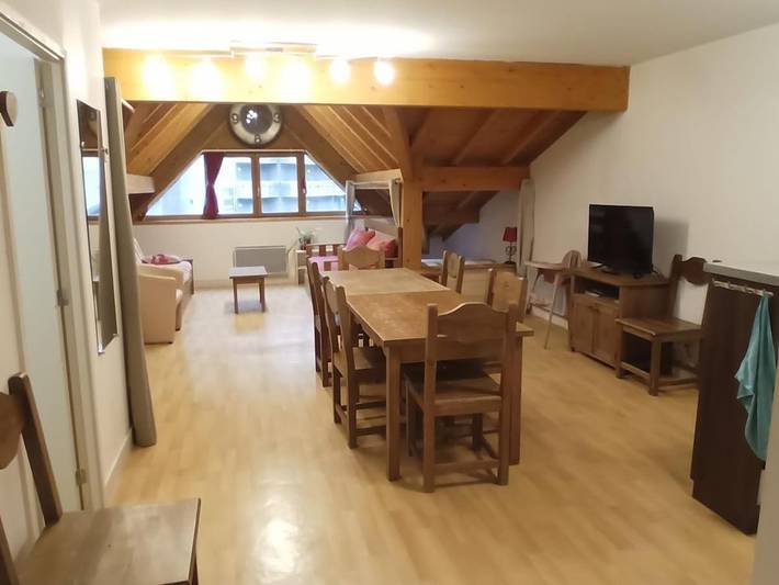 Apartamento de vacaciones para 6 personas, con vistas además de sauna y piscina, Se admiten mascotas - 1