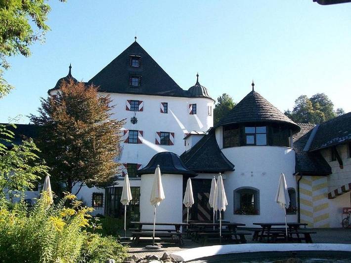 Hôtel pour 2 personnes, avec jardin et jacuzzi ainsi que piscine et sauna