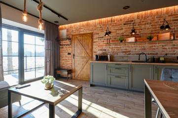 Gîte pour 4 personnes, avec jacuzzi et jardin à Grojec