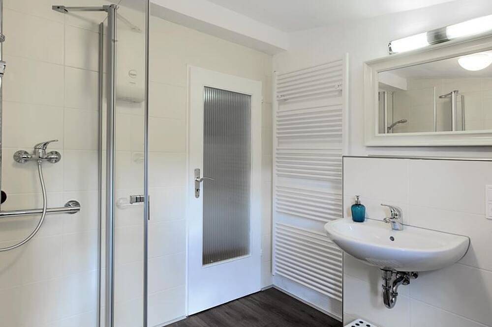 Ganze Wohnung, Ferienwohnung Wiltburg - Ferienwohnung Weingut Anton Hammes in Alken, Osteifel